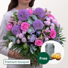 Blumen-Blumenstrauß Juwel mit Vase