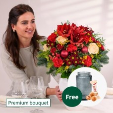 Premium-Blumenstrauß, festliche Bescherung mit Premium-Vase und 3 Ferrero Giotto