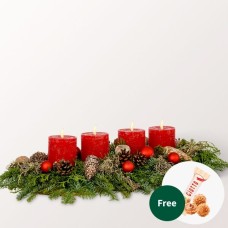 Rotes langes Arrangement mit 2 Ferrero Rocher