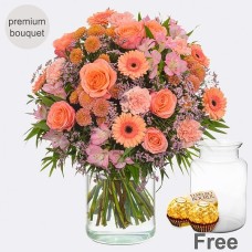 Premium Bouquet Blütenliebe mit Premium Vase &amp; 2 Ferrero Rocher
