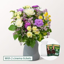 Blumenstrauß Frühlingsschauch mit 2 Kinokarten und Vase