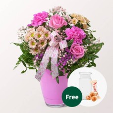 Blumenstrauß Herzensgruß mit Vase & 3 Ferrero Giotto