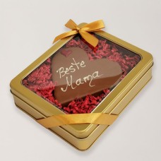 Herzförmige Sachertorte „Beste Mama“
