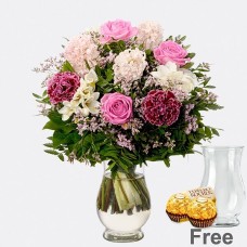 Blumenstrauß Frã¼Hlingsstimmung mit Vase &amp; Rotkäpchen Sekt