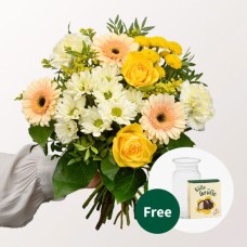 Blumenstrauß Sonnentag mit Halloweenkugeln und Vase
