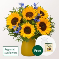 Sommerlaune-Blumenstrauß mit Halloween-Kugeln und Vase