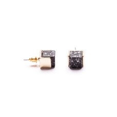 Schwarz und Gold Lucky Dice Ohrstecker