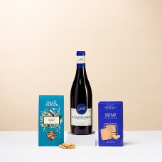 La Folie des Freres Rotwein und salzige Snacks