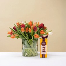 Farbenfrohe Tulpen mit Corne Port-Royal Orangettes