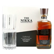 Die Nikka Tailored Whiskey 43% Geschenkbox mit 2 Gläsern