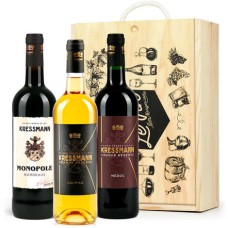 Schachtel mit 3 Bordeauxflaschen (2 Rotweine, 1 süßer Weißwein)