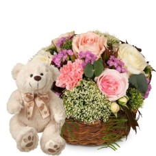 Ein Korb voller Poesie mit Rosen mit Teddybär (Minimum)
