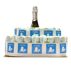Pampertaart Hurra Ein Junge mit italienischem Prosecco