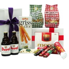 Duvel-Biere mit belgischen Köstlichkeiten und herzhaften Snacks
