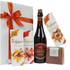 Geschenkbox aus Holz mit belgischem Carolus und belgischen Süßigkeiten