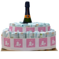 Verwöhnen Sie Kuchen, es ist ein Mädchen mit Veuve Clicquot