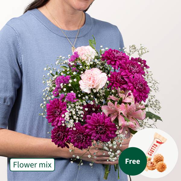 Blumenmix für Mama mit 3 Ferrero Giotto