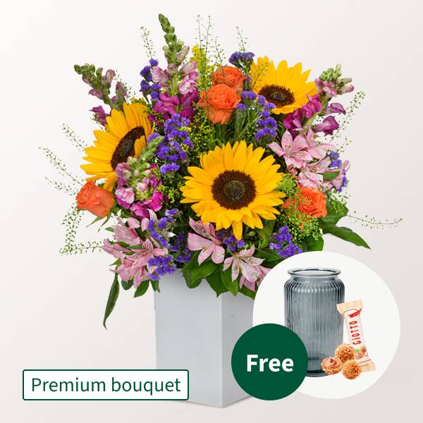 Premium Bouquet Große Freude mit Premium Vase &amp; 3 Ferrero Giotto