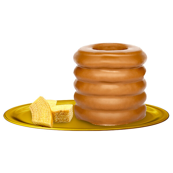 Pyramid Cake mit feinem Vollmilchschokoladenüberzug