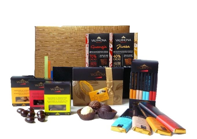 Goldene Pralinenschachtel mit Valrhona-Schokolade