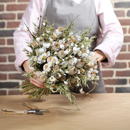 Blumenstrauß im Landhausstil