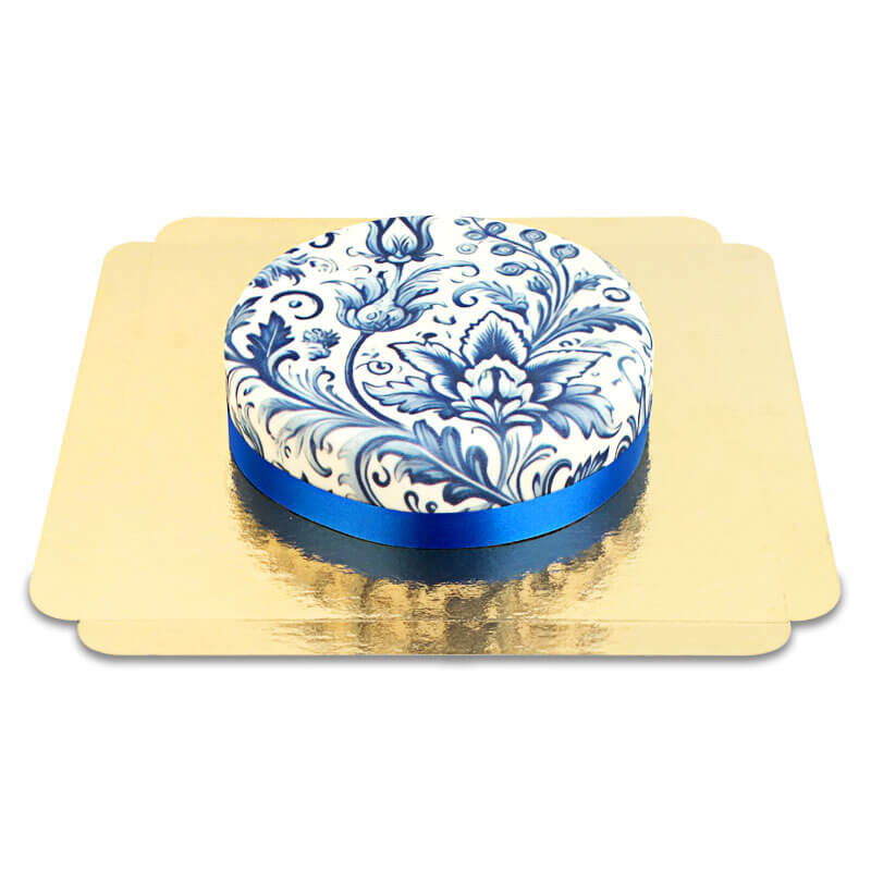 Blue porcelain painted cake (Small (18 cm (6 servings)))