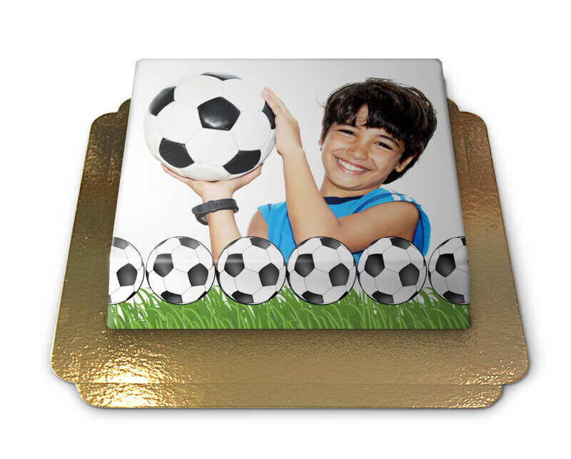 Fototorte im Fußball-Design (Klein (20 cm x 14 cm (Größe S - 6 Portionen)))