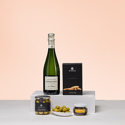 Leon &amp; Lucien Champagner und herzhafte Snacks