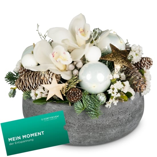 Flower arrangement "Great Moments" with fairy lights and a CHF 100.- gift voucher from Wellness-Therme FORTYSEVEN (Premium)