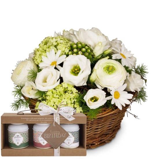 Blumenarrangement „Frühlingstraum“ mit Gottlieber-Tee-Geschenkset und hängendem Geschenkanhänger „Alles Gute zum Geburtstag“ (Mindestbestellmenge)