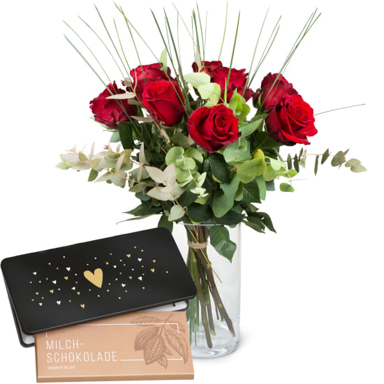 9 rote Rosen mit viel Grün und Schokolade «Herz» (Minimum)