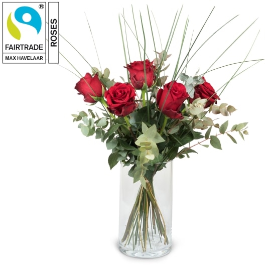 5 rote Fairtrade Max Havelaar-Rosen mit Grün