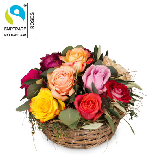 Ein Korb voller Fairtrade-Max-Havelaar-Rosen (Minimum)